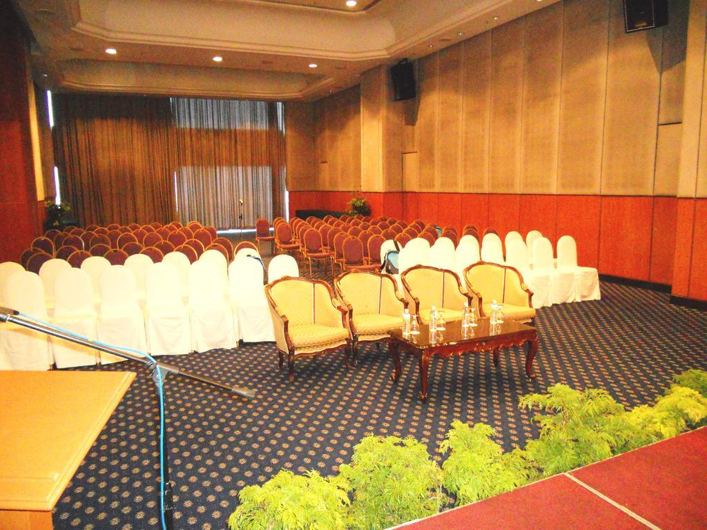 Dynasty Hotel Kuala Lumpur Exterior photo